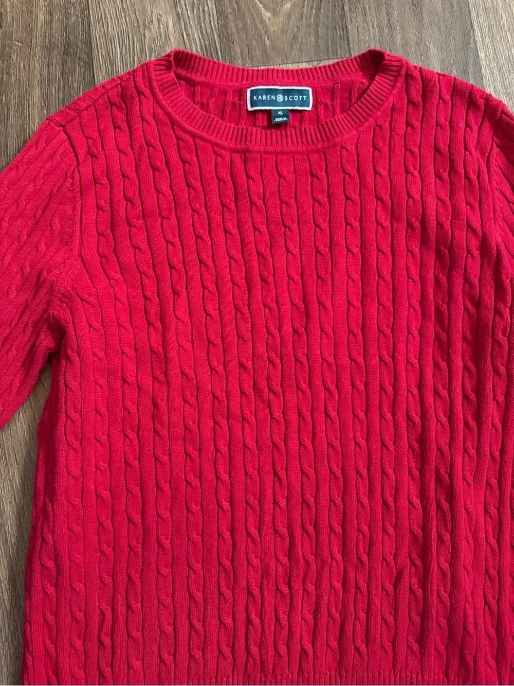 Banana Republic classic cable